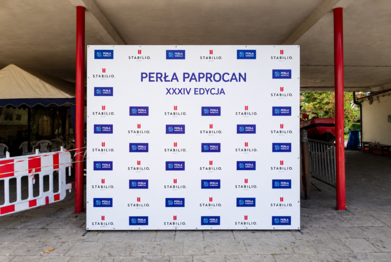 Baner reklamowy Perła Paprocan XXXIV Edycja z logo sponsorów