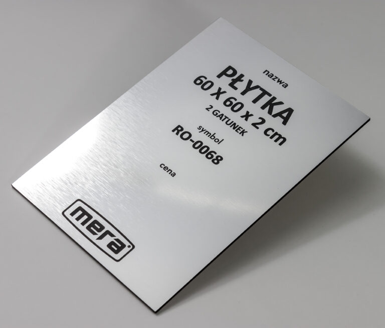 Tabliczka grawerowana z laminatu grawerskiego